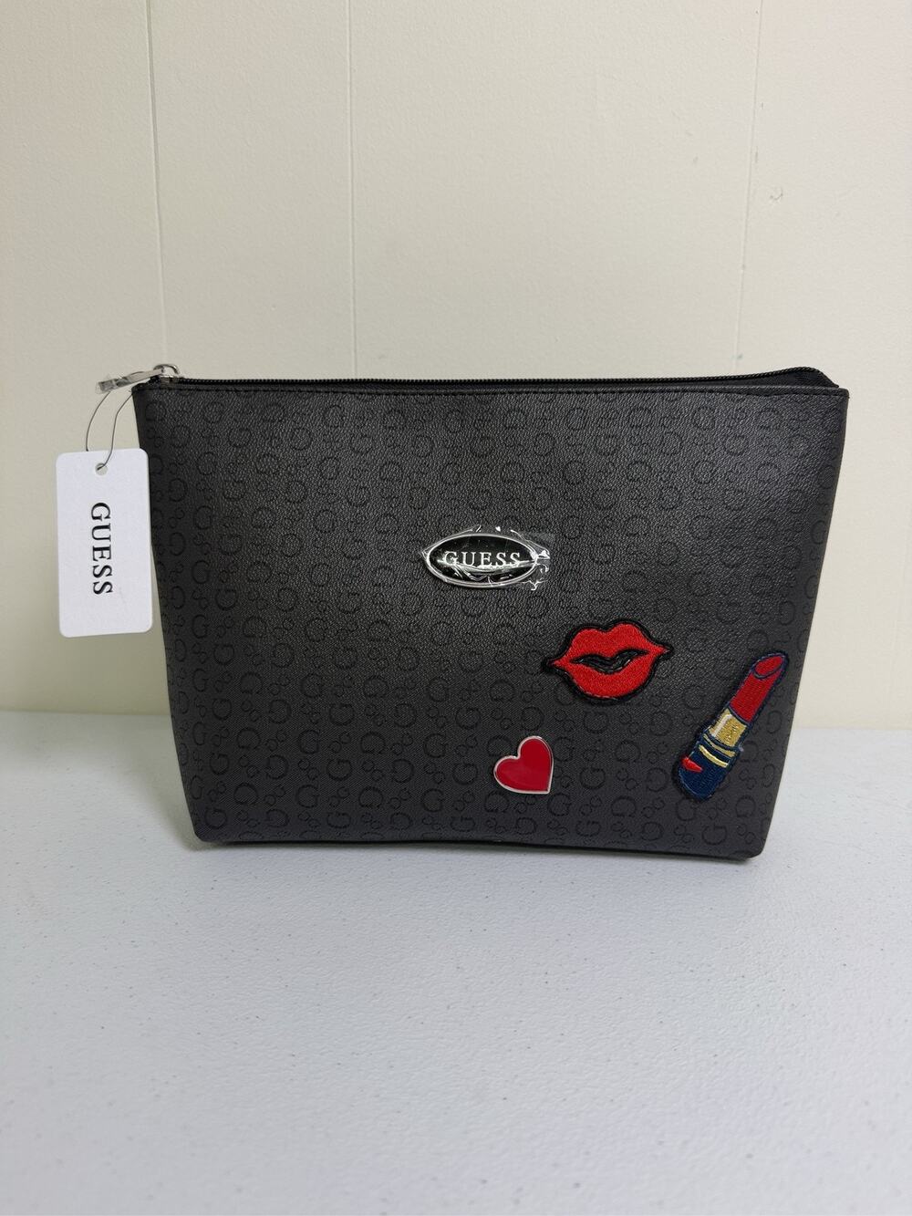 GUESS Makeup Bag Cosmetic Pouch Black Lips Lipstick Heart Patch Logo